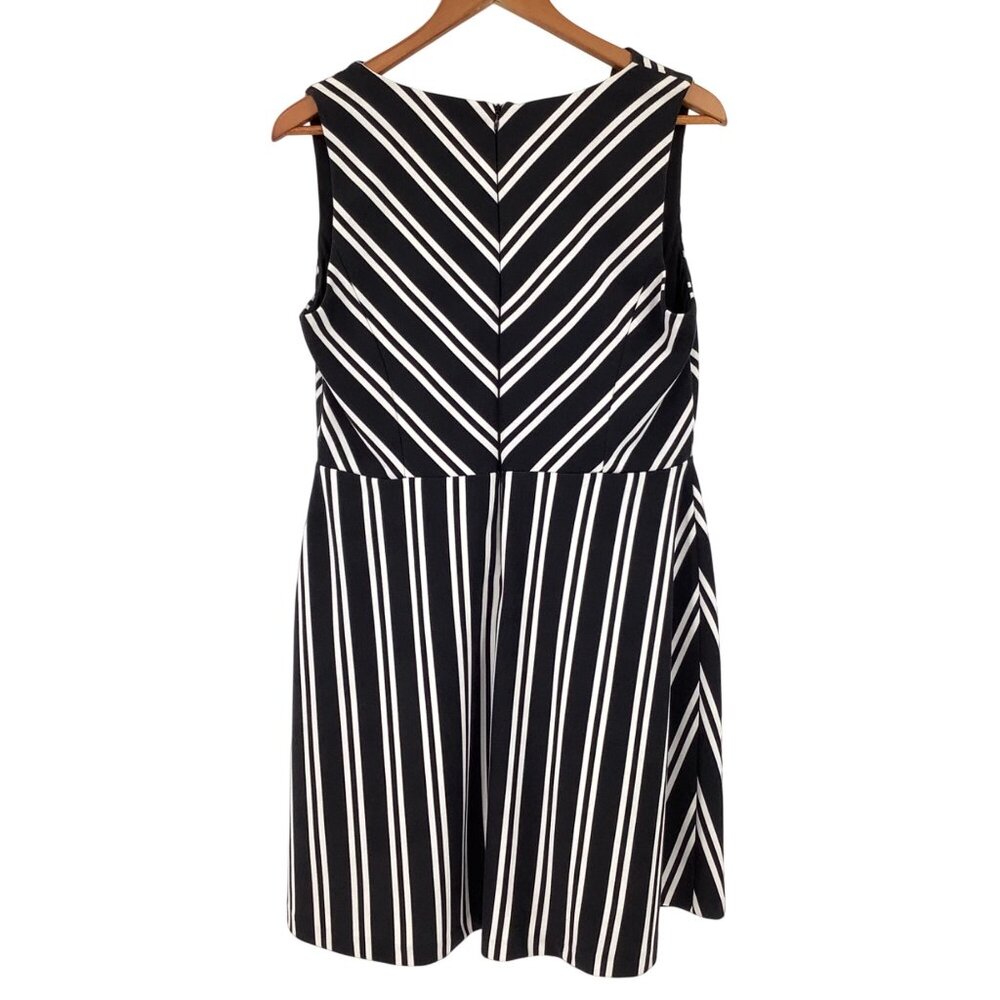 Elle Womens Sleeveless Black & White Striped Fit & Flare Dress Size 12 Office - Picture 3 of 7